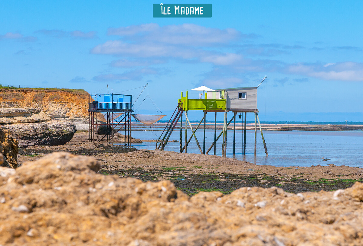 slider-alentours_charmilles_ile_madame-85427138_1.jpg